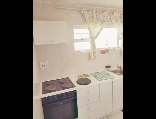 2 BEDROOM PROPERTY TO RENT IN WARNER BEACH